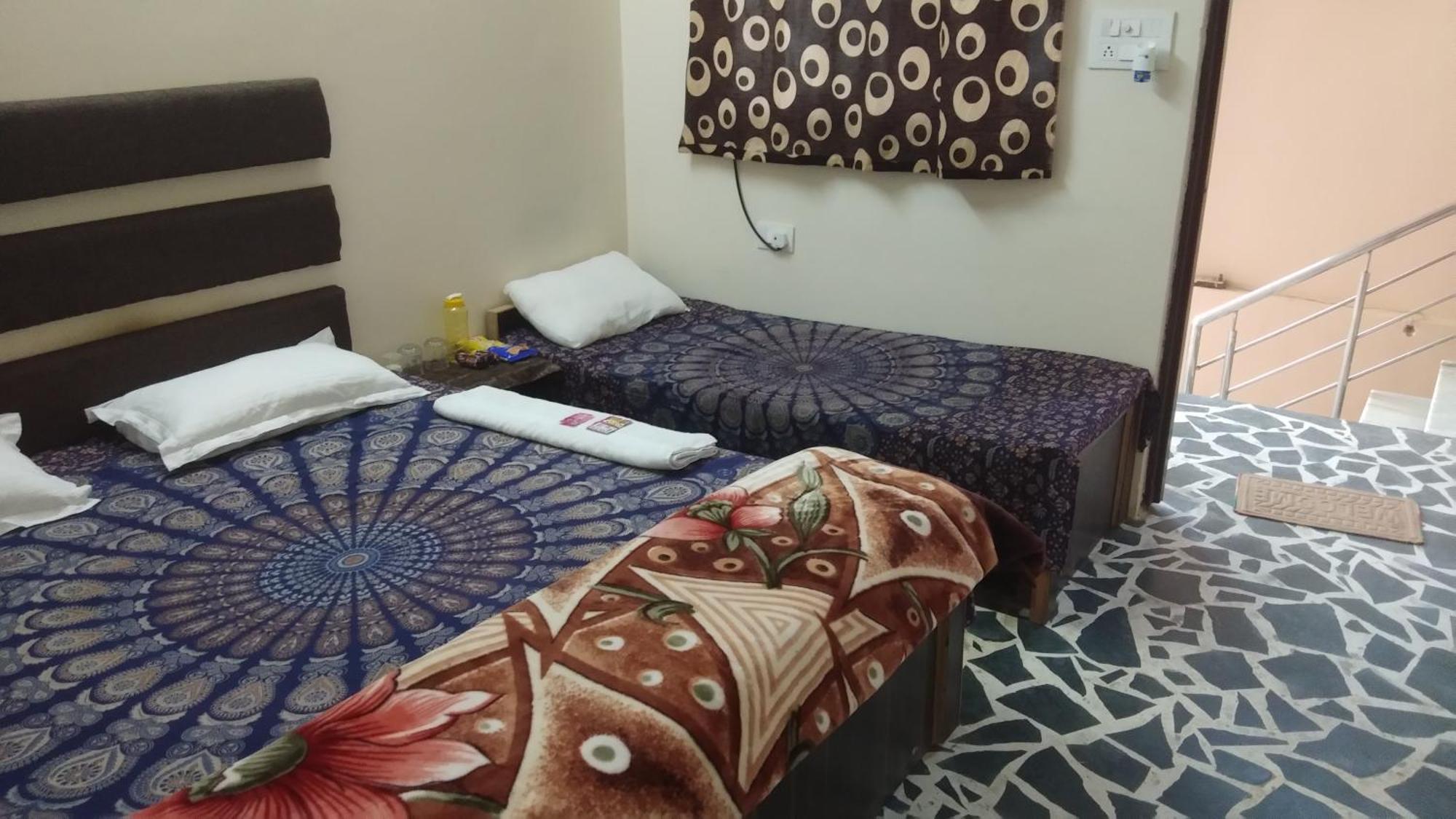Sudha Sadan Bed & Breakfast Lucknow Oda fotoğraf